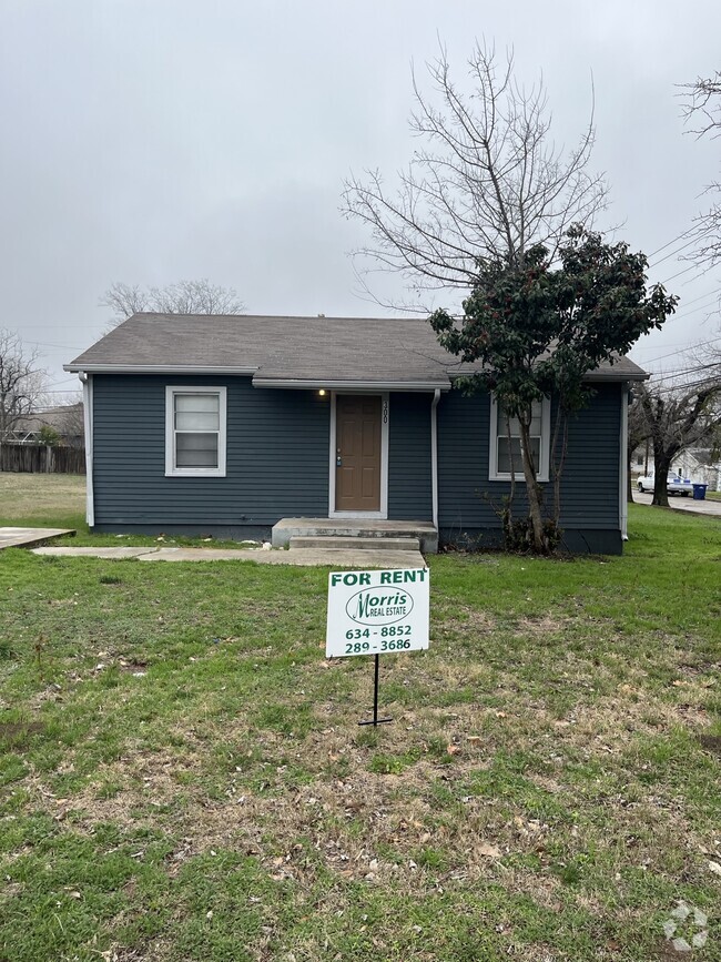 Building Photo - 300 W Lincoln Ave Rental