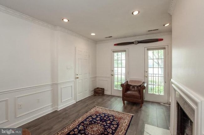 Photo - 4615 MacArthur Blvd NW