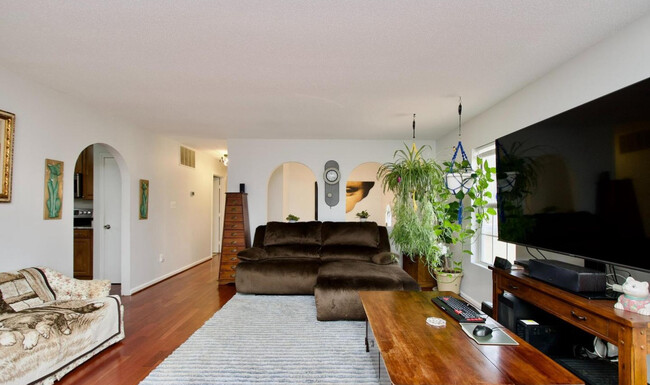 Building Photo - 15072 Barkwood Dr Rental