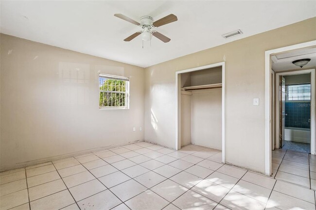 Photo - 912 Inchon Ct