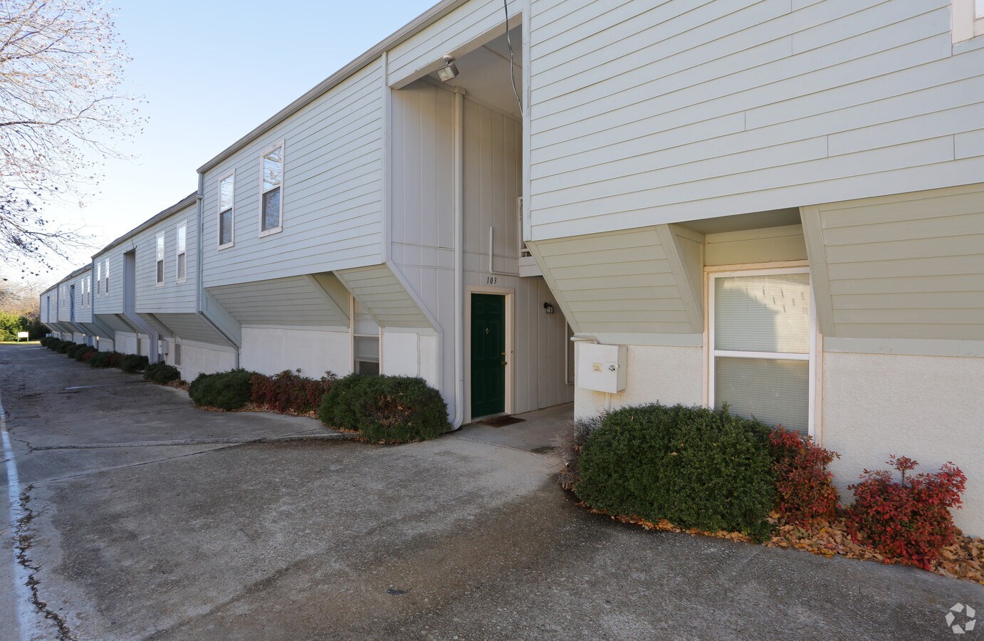 Wolf Ridge Apartments Denton, TX