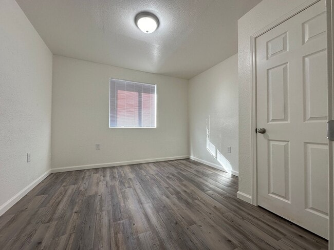 Photo - 616 5th St Unit 616 5th Street Apt A