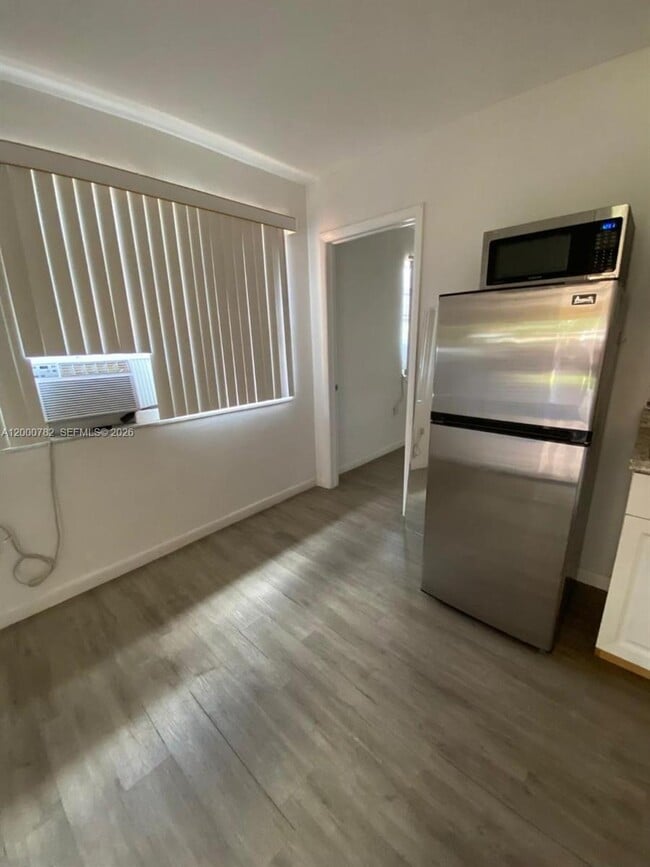 Photo - 7175 SW 23rd St Unidad 3