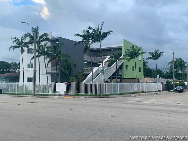 2210 NW 34th St Unidad 303