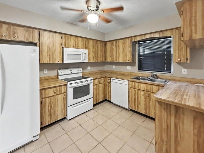 Photo - 5365 Winewood Dr