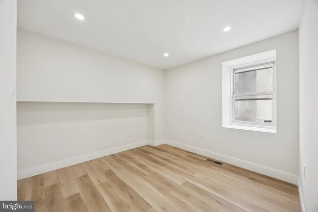 Photo - 4522 Baker St Unit 4522 Baker St