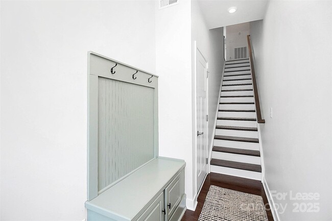 Photo - 256 Parkwood Ave