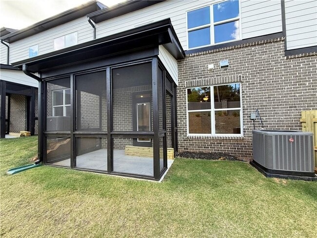 Photo - 5722 Urban Vlg Wy