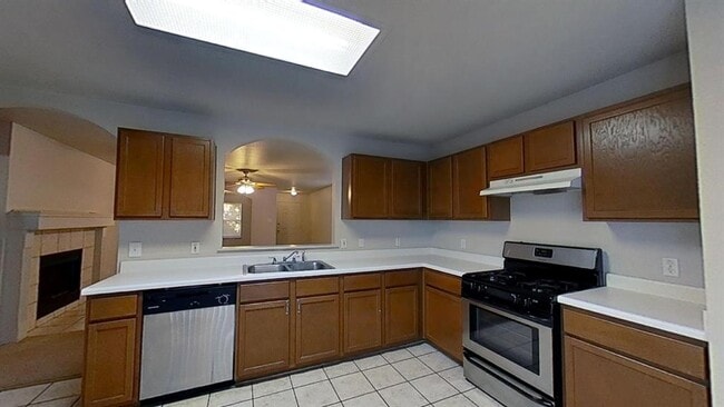 Photo - 1200 Hughmont Dr