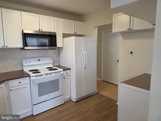 Photo - 22 Florence Tollgate Pl