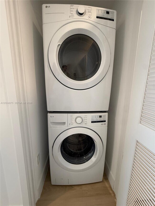 Photo - 90 NE 32nd St Unit 1016