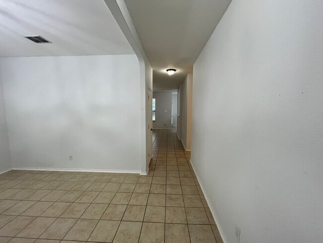 Photo - 15434 Grosbeak Pass