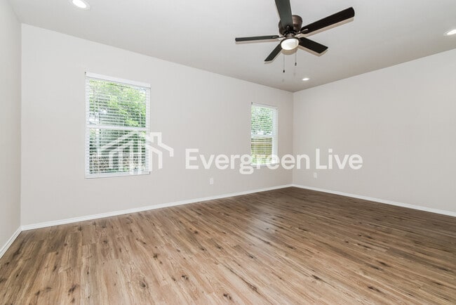 Photo - 3504 Hilton Dr