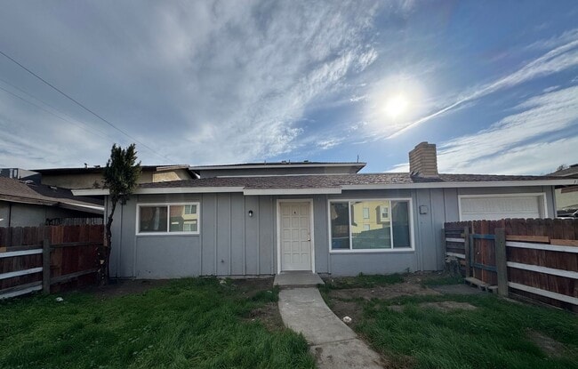 Building Photo - 3725 Soranno Ave Unit A