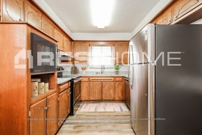 Photo - 4404 Bonaparte Blvd
