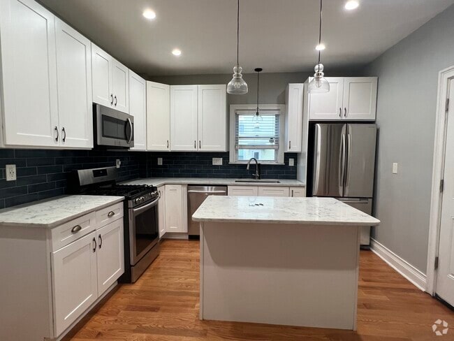 Building Photo - 15 Michigan Ave Unit 1 Rental