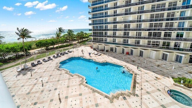 9595 Collins Ave Unit N9-C