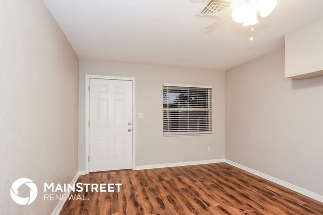 Photo - 5320 1st Ave S