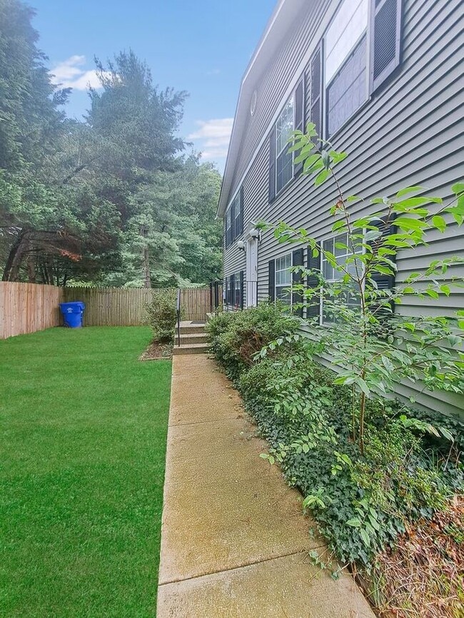Photo - Gorgeous End Unit 2-Level Townhome in Wald...