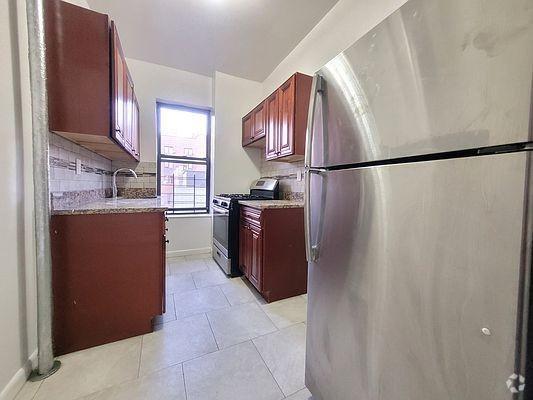 Building Photo - 1 bedroom in BRONX NY 10468 Unit 4G Rental