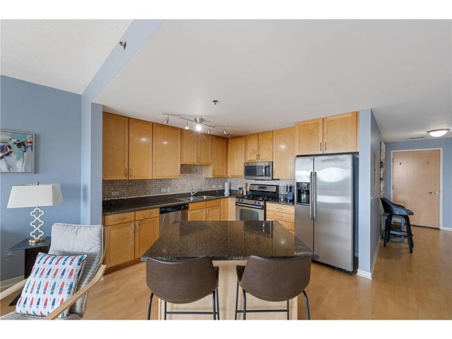 Photo - 929 Portland Ave Unidad 2408