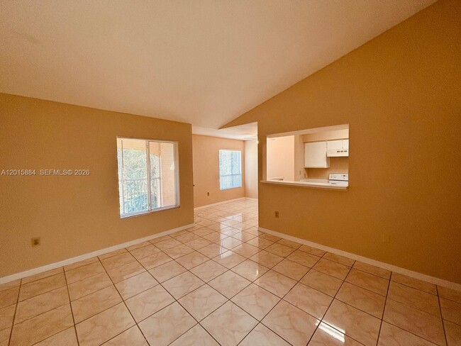 Photo - 2607 NW 33rd St Unit 2114