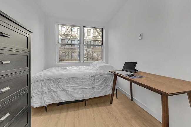 Photo - 228 E 25th St Unit 8