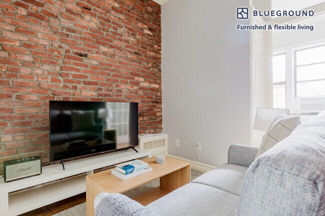 Photo - 234 W 14th St Unit FL4-ID1526