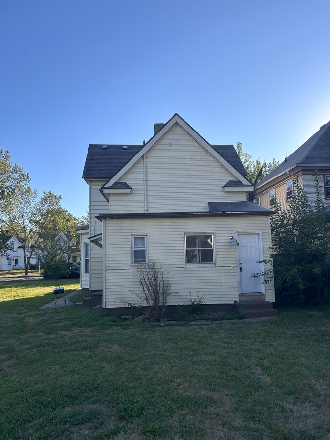 Photo - 1106 Portage Ave