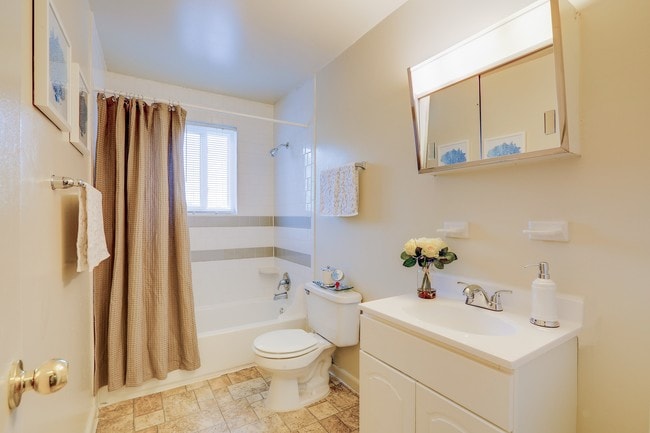 Photo - Magnolia Farms