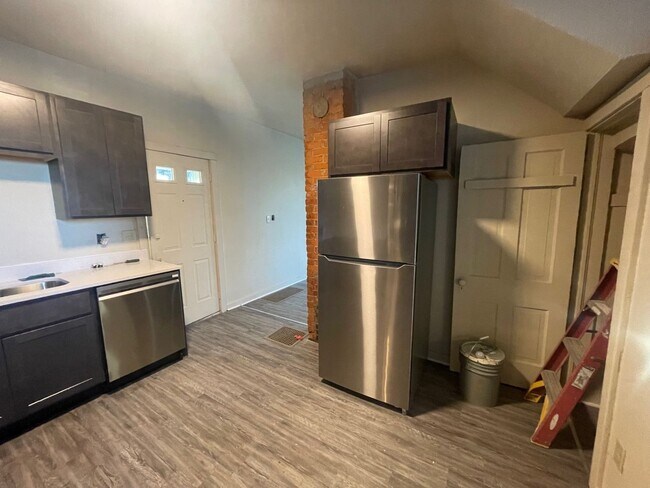 Photo - OM-1512 Cincinnati Street Unit A