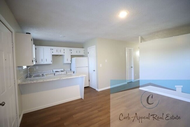 Photo - Utilities included plus cable and internet!! Newly renovated 1 bed/1 bath apt - HUD accepted!!
