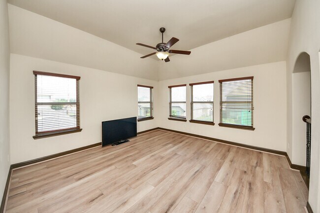 Photo - 26407 Wooded Hollow Ln