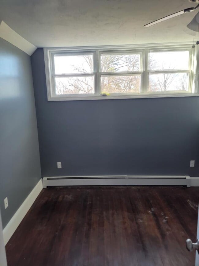 Photo - 27 Warren Ave