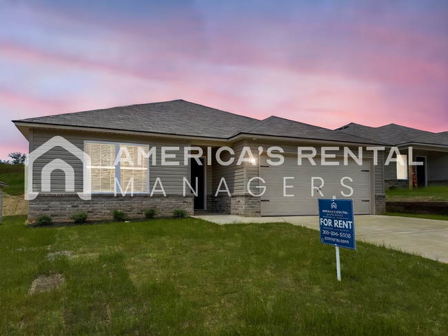 Photo - 470 Antler Wy