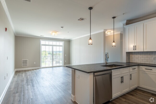 2BR, 2BA - 1,224SF - Bedminster Crossing