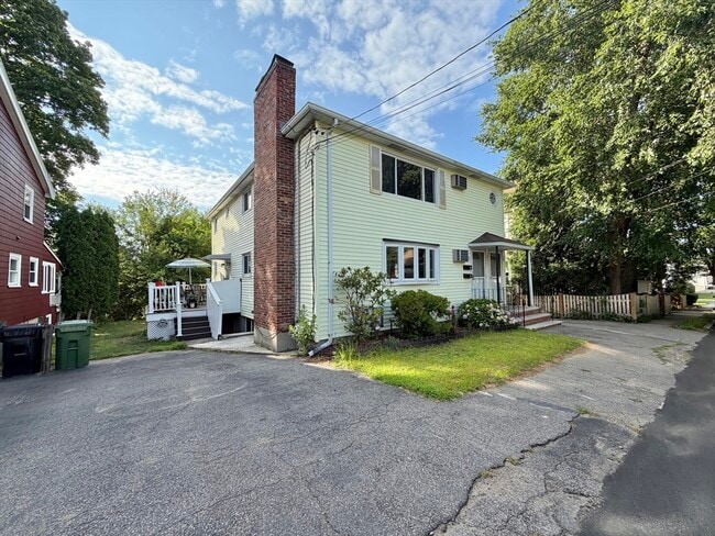 Photo - 39 Townly Rd Unit 1