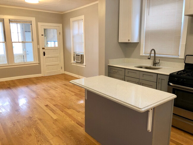 Photo - 2156 W 18th Pl Unit 1R