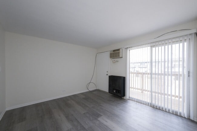 Photo - 15302-05 Knox-