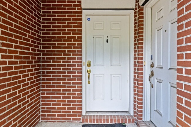 Photo - 12404B Liberty Bridge Rd