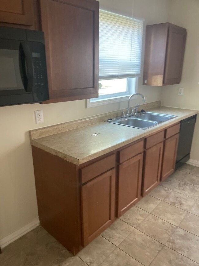 Photo - 7613 Van Buren Ave