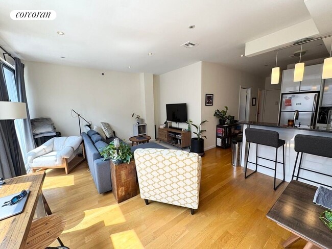 Building Photo - 187 23rd St Rental