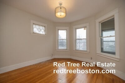 Photo - 339 Allston St Unidad 1