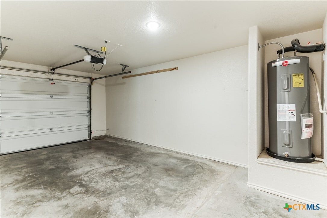 Photo - 2416 Alterman Dr