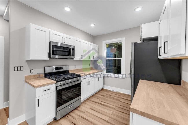 Photo - 724-724 Adams St SE Unit 724