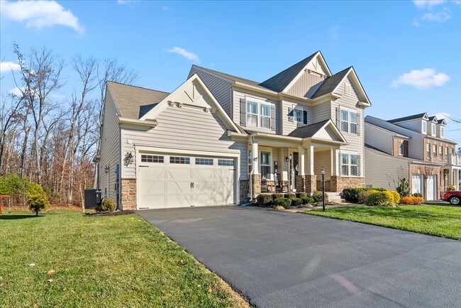 Photo - Elegant Single-Family Residence with Upscale Finishes in Amenity-Rich Community