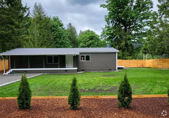 Building Photo - 63642 NE 194th Pl Rental