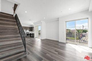 Photo - 6006 Klump Ave