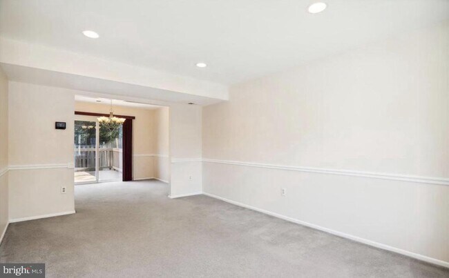 Photo - 24 Marwood Ct
