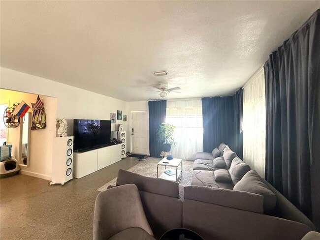 Photo - 1441 Miami Rd Unit 1